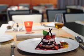 &eacute;tterem specialista. &eacute;tterem, sz&aacute;llodai &eacute;tterem, &eacute;tterem Budapest, gourmet &eacute;tterem, cs&aacute;rda, bisztr&oacute;